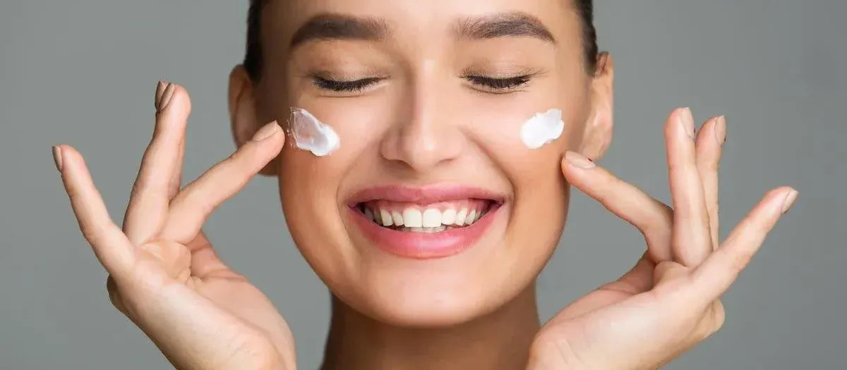 A glowing face with radiant skin, showcasing the benefits of niacinamide for a healthy complexion.